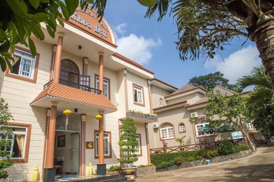 Khoa Dat Hotel Di Linh Exterior photo